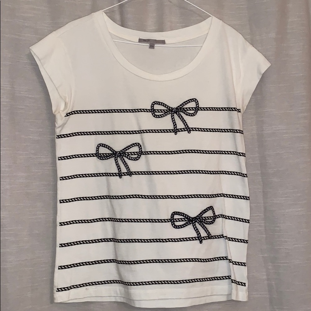 Gap Bow Tee